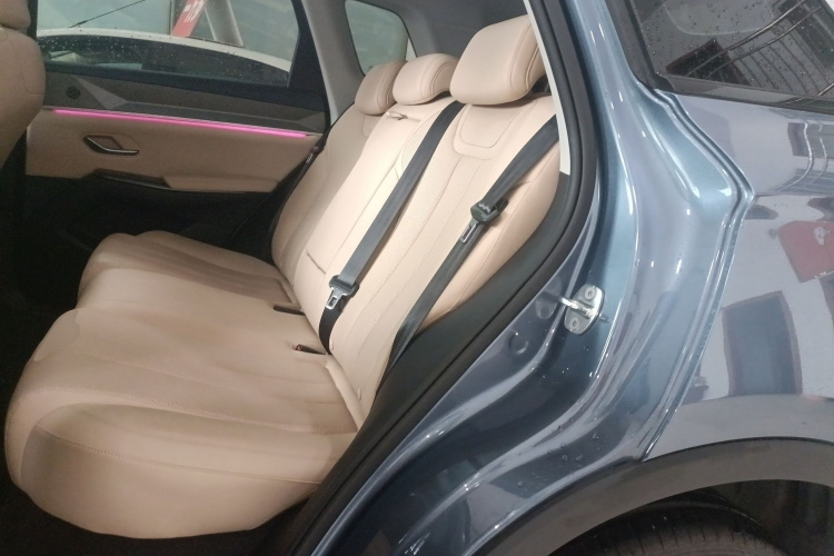 比亚迪 宋Pro新能源 2025款 第二代 DM-i 115KM超越型中控内饰7004