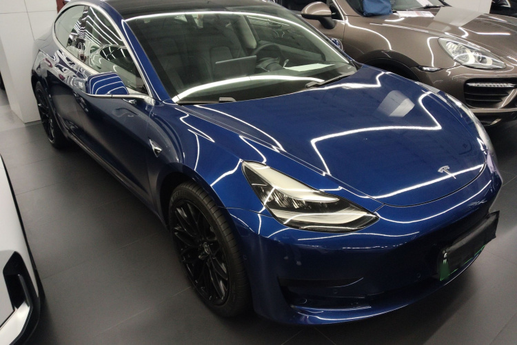 特斯拉 Model 3 2020款 改款 标准续航后驱升级版车身外观3