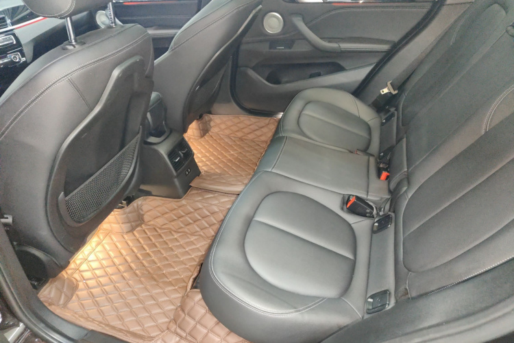 宝马X1 2021款 sDrive25Li 领先型中控内饰7004