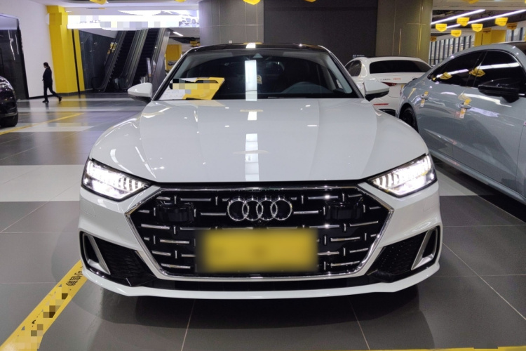 奥迪A7L 2022款 45 TFSI S-line 筑梦新生版车身外观2