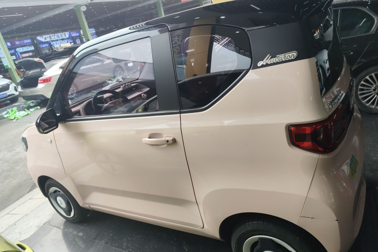五菱汽车 宏光MINIEV 2021款 马卡龙臻享款 磷酸铁锂车身外观6003