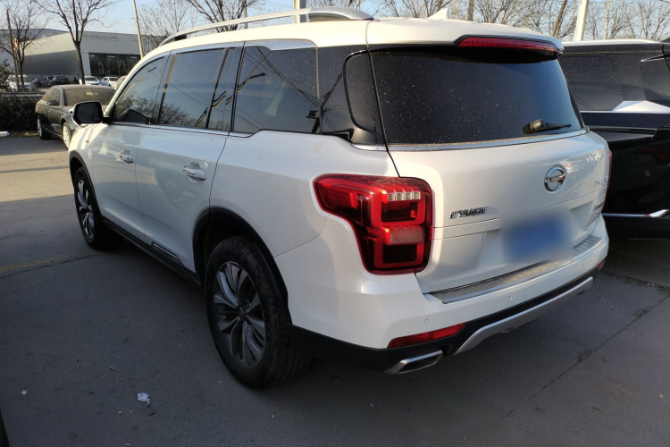 广汽传祺 传祺GS8 2017款 320T 两驱豪华智联版（七座）车身外观4