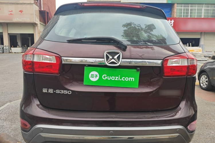 江铃 驭胜S350 2016款 2.0T 自动两驱汽油超豪华版5座车身外观6
