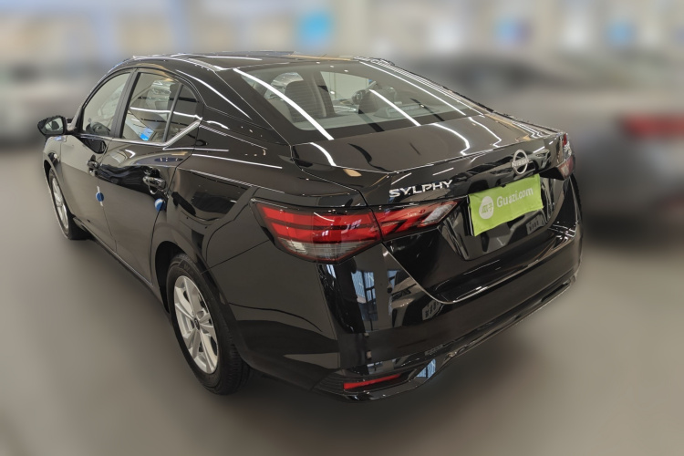 日产 轩逸 2025款 1.6L CVT真心版车身外观5