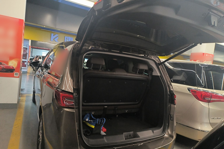 别克GL8 2023款 陆上公务舱 652T 豪华型局部细节23