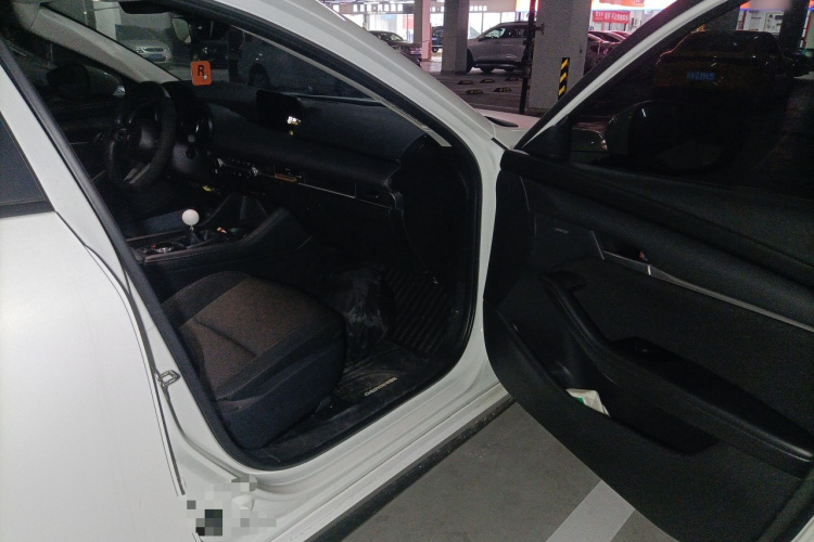 马自达3 昂克赛拉 2023款 1.5L 手动质美版局部细节9005