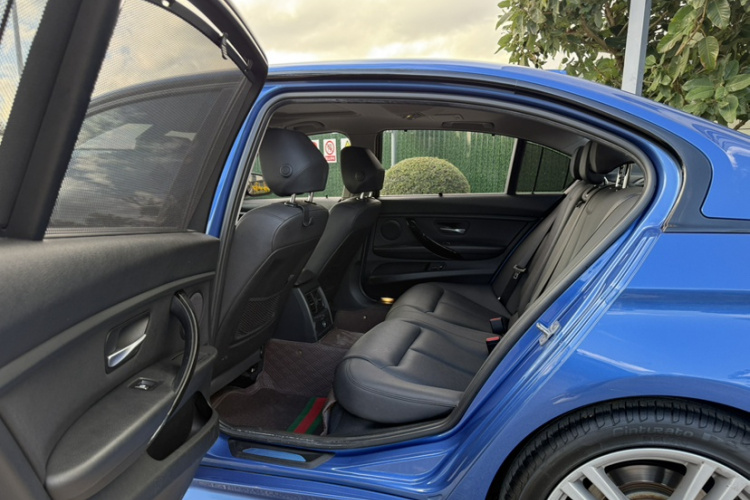 宝马3系 2017款 320Li M运动型中控内饰7002