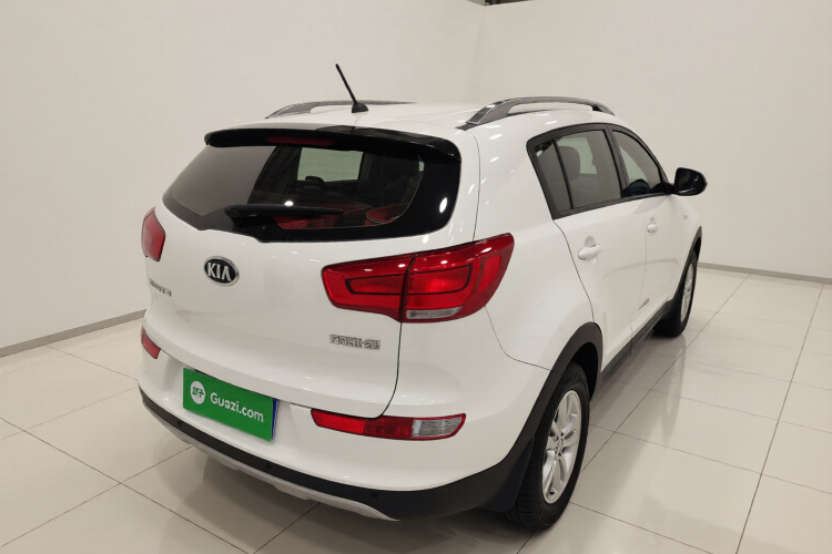 起亚 智跑 2016款 2.0L 自动两驱版GL车身外观7