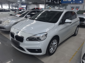 宝马2系旅行车 2016款 220i 领先型