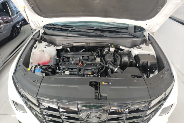 现代 2022款 途胜L 1.5T DCT LUX尊贵版 N Line局部细节24