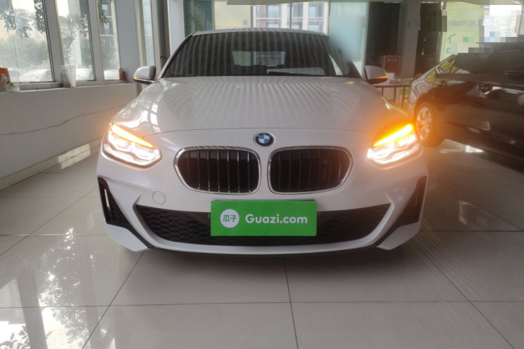 宝马1系 2020款 120i M运动套装车身外观6001