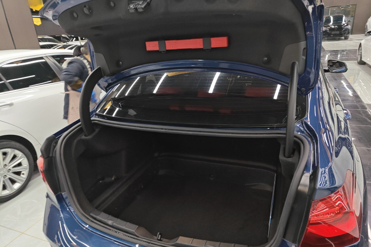 宝马1系 2023款 125i M运动曜夜版局部细节23