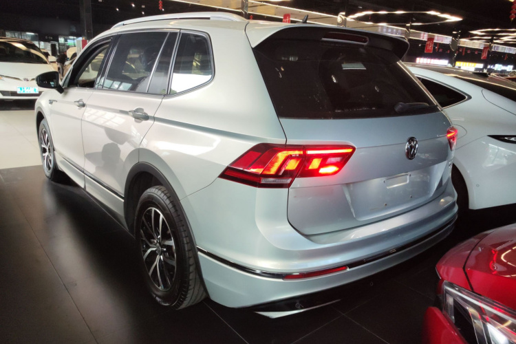 大众 途观L新能源 2019款 430PHEV 混动豪华版车身外观4