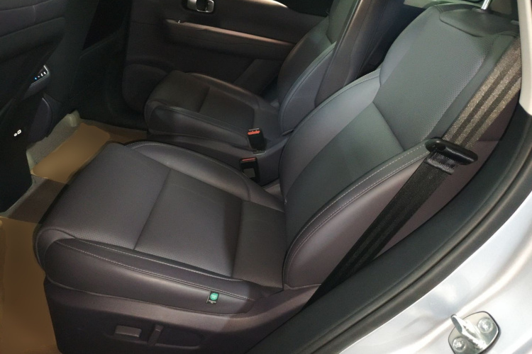 零跑汽车 零跑C16 2024款 纯电 520尊享版中控内饰7004