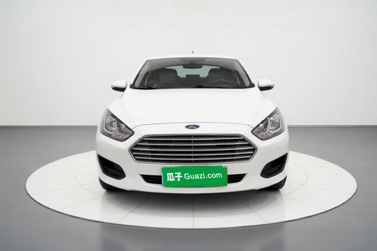 福特 福睿斯 2017款 改款 1.5L 自动舒适型车身外观2