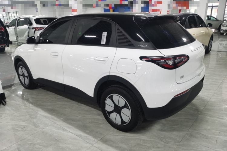 吉利银河 星愿 2025款 310km 青春版车身外观4