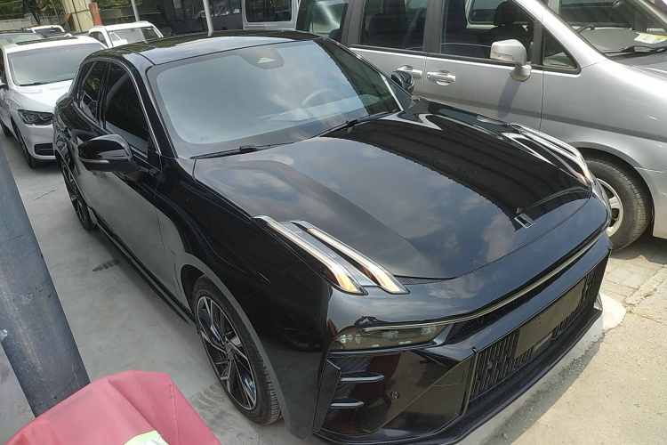 领克03 2023款 2.0TD DCT劲Pro车身外观3