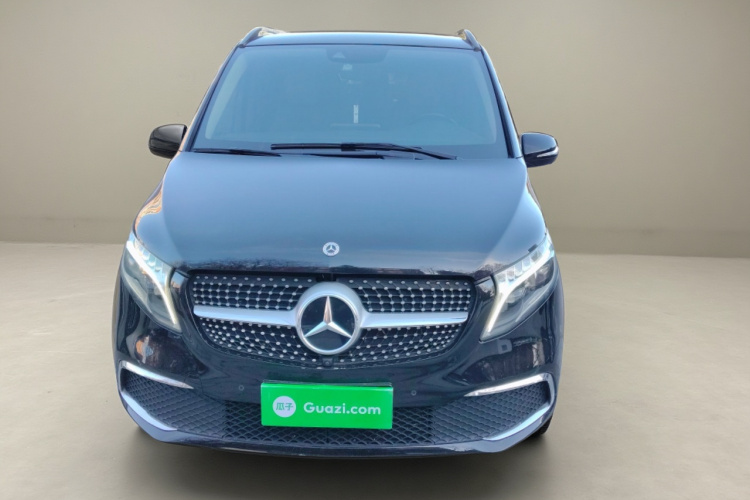 奔驰V级 2021款 V 260 L 长轴距尊贵版车身外观2