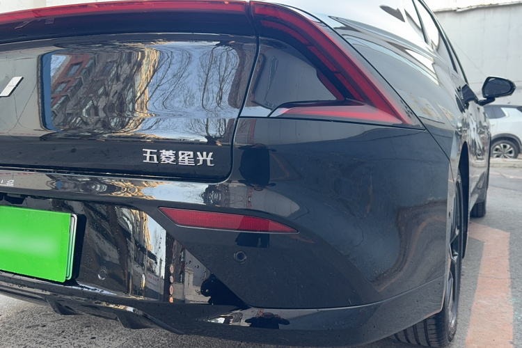 五菱汽车 五菱星光 2025款 610km 智能旗舰型车身外观6010