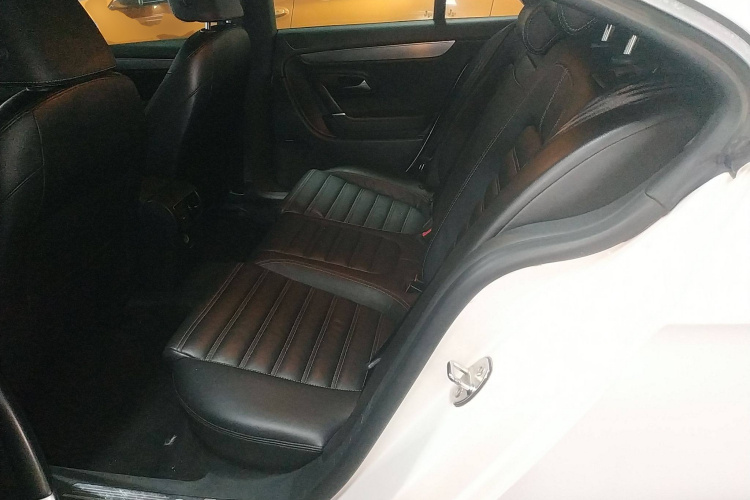 一汽-大众CC 2016款 1.8TSI 尊贵型中控内饰7004