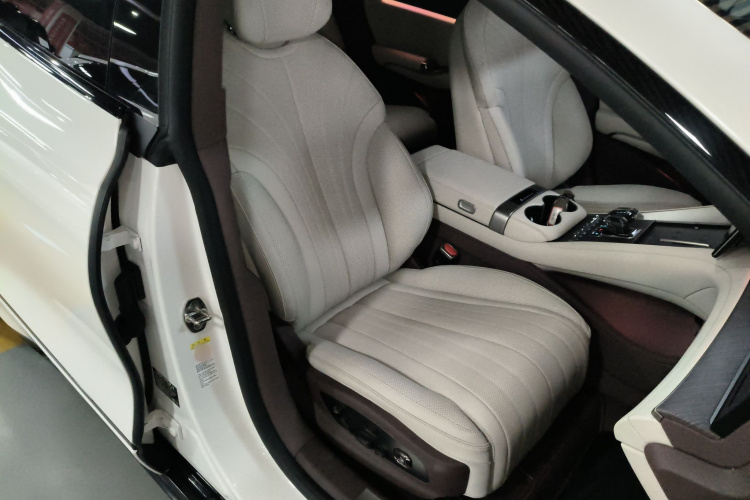 腾势Z9GT 2024款 1100四驱Max版局部细节41