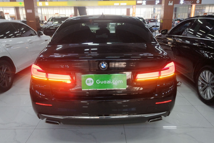 宝马5系 2021款 530Li 尊享型 豪华套装车身外观6