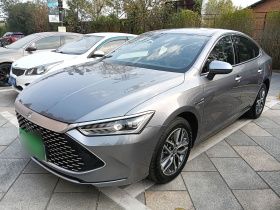 比亚迪 秦PLUS 2024款 荣耀版 DM-i 120KM领先型