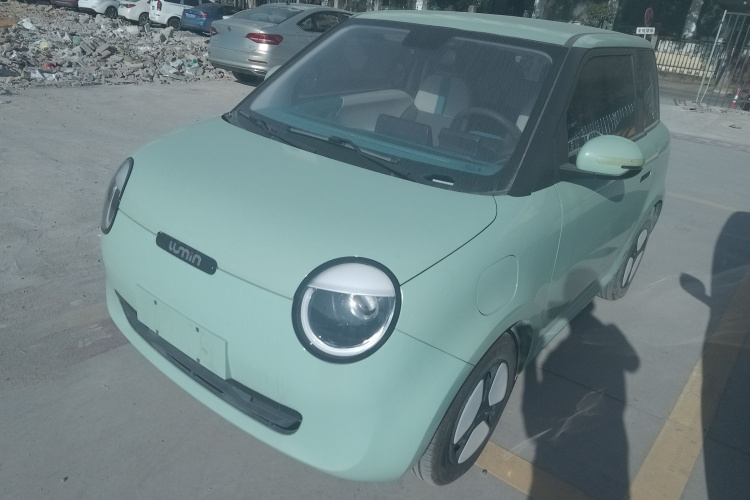 长安启源 长安Lumin 2022款 210km 香甜款车身外观1