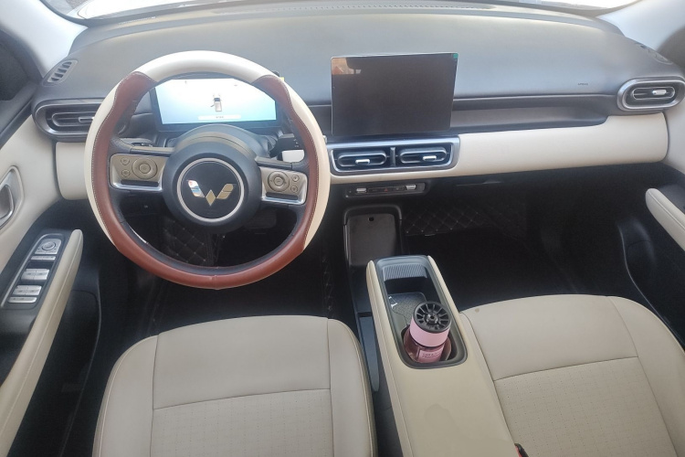 五菱汽车 五菱缤果PLUS 2024款 510km 旗舰版 四座版中控内饰12