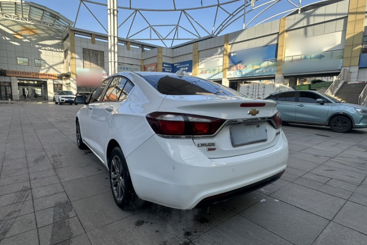 雪佛兰 科鲁兹 2015款 1.4T DCG豪华版车身外观6003