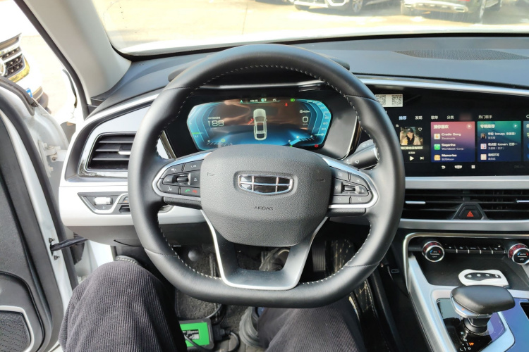 吉利汽车 星越新能源 2021款 ePro 耀星者 纯电动续航56KM中控内饰13