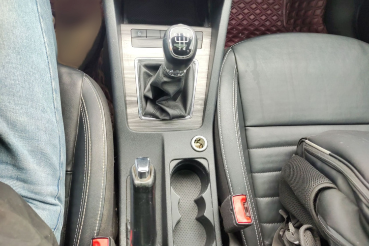 斯柯达 明锐 2017款 1.6L 手动智行版局部细节18