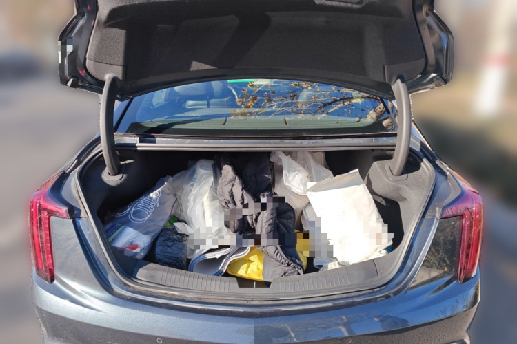 凯迪拉克CT5 2021款 28T 豪华型中控内饰23