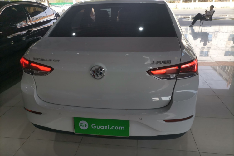 别克 英朗 2021款 1.3T 自动轻混动精英型车身外观6