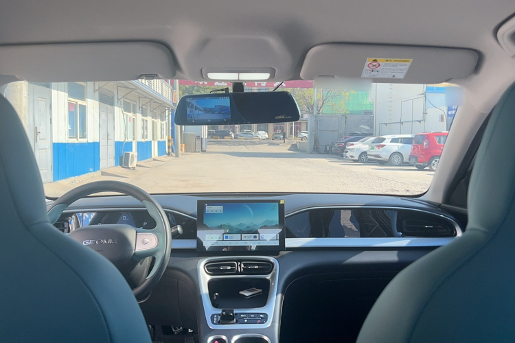 吉利银河 星愿 2025款 310km 青春版中控内饰7004