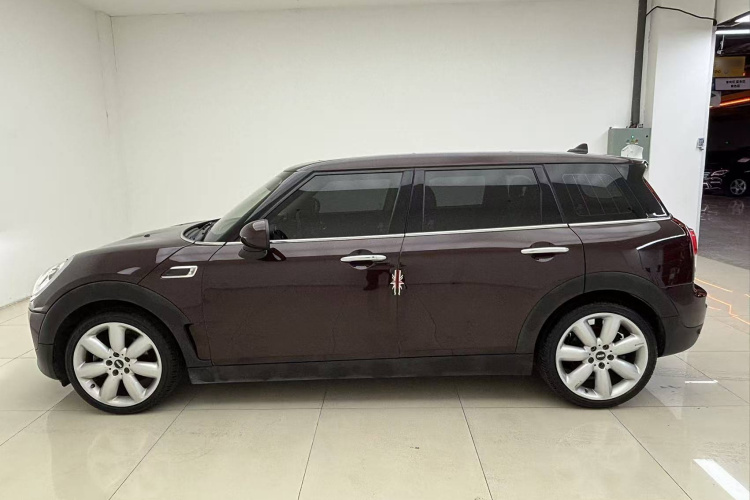 MINI Clubman 2016款 改款 1.5T COOPER 鉴赏家版车身外观6005