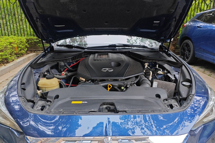 英菲尼迪Q60 2019款 S 2.0T 豪华运动版局部细节24