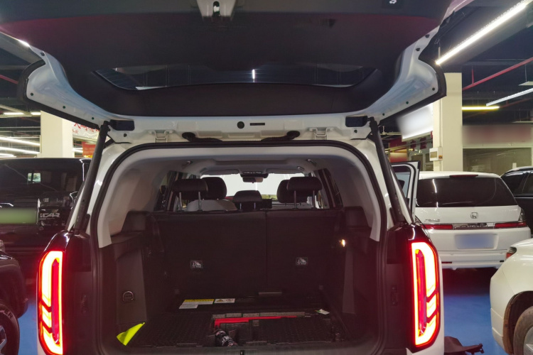 北京越野 北京BJ30 2024款 1.5T 魔核电驱进阶版局部细节23