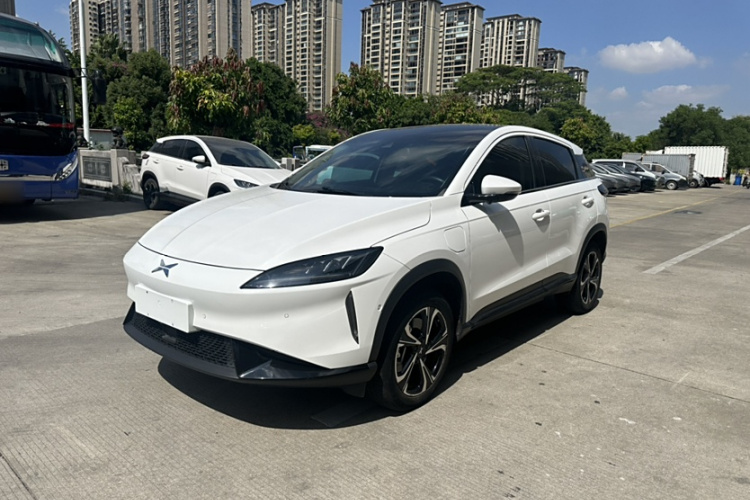 小鹏G3 2020款 520 智享版车身外观1