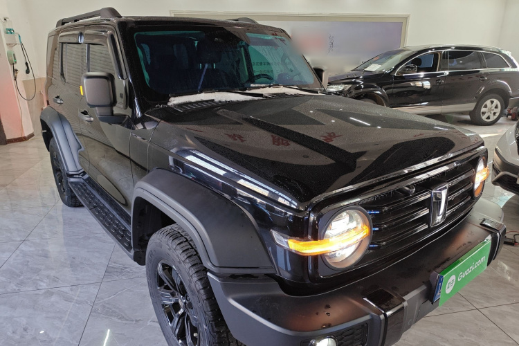 坦克300 2021款 越野版 2.0T 征服者车身外观3