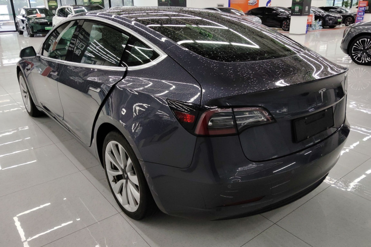 特斯拉 Model 3 2019款 标准续航后驱升级版车身外观4