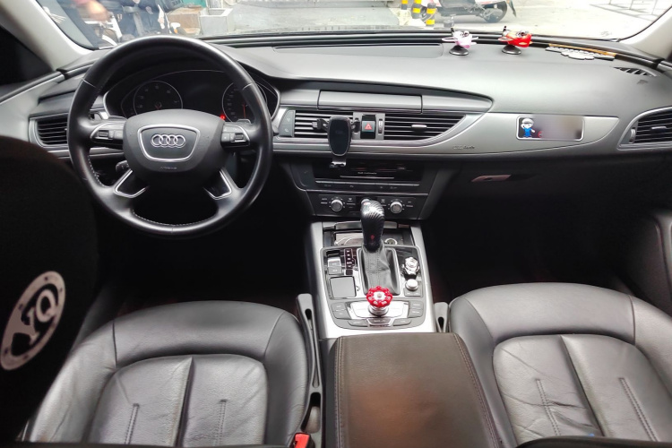 奥迪A6L 2017款 TFSI 技术型中控内饰12