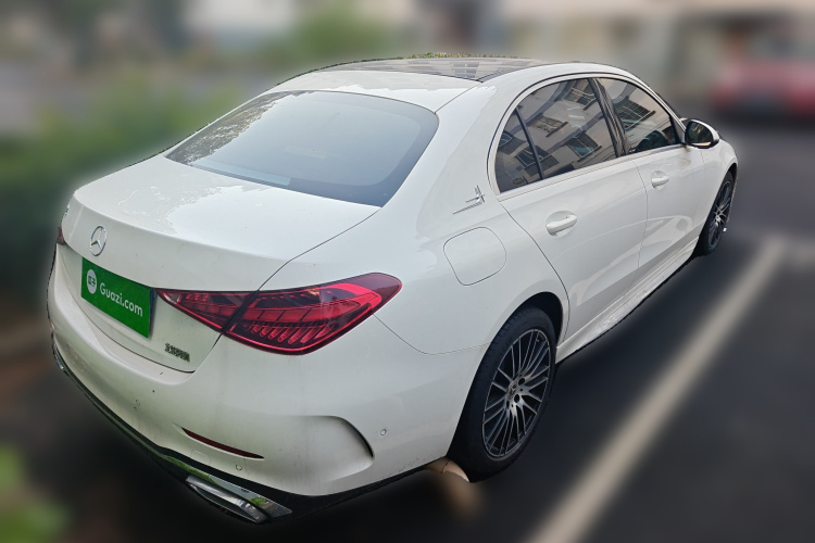 奔驰C级 2024款 C 260 L 运动版车身外观7