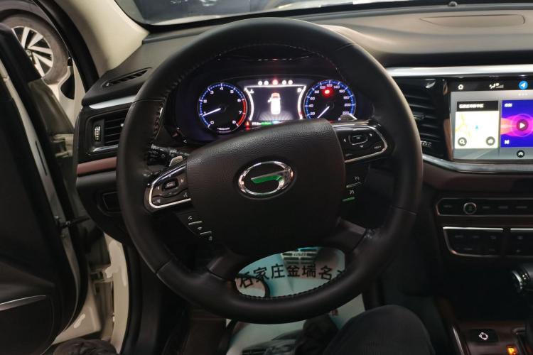 广汽传祺 传祺GS8 2017款 320T 两驱豪华智联版（七座）局部细节13