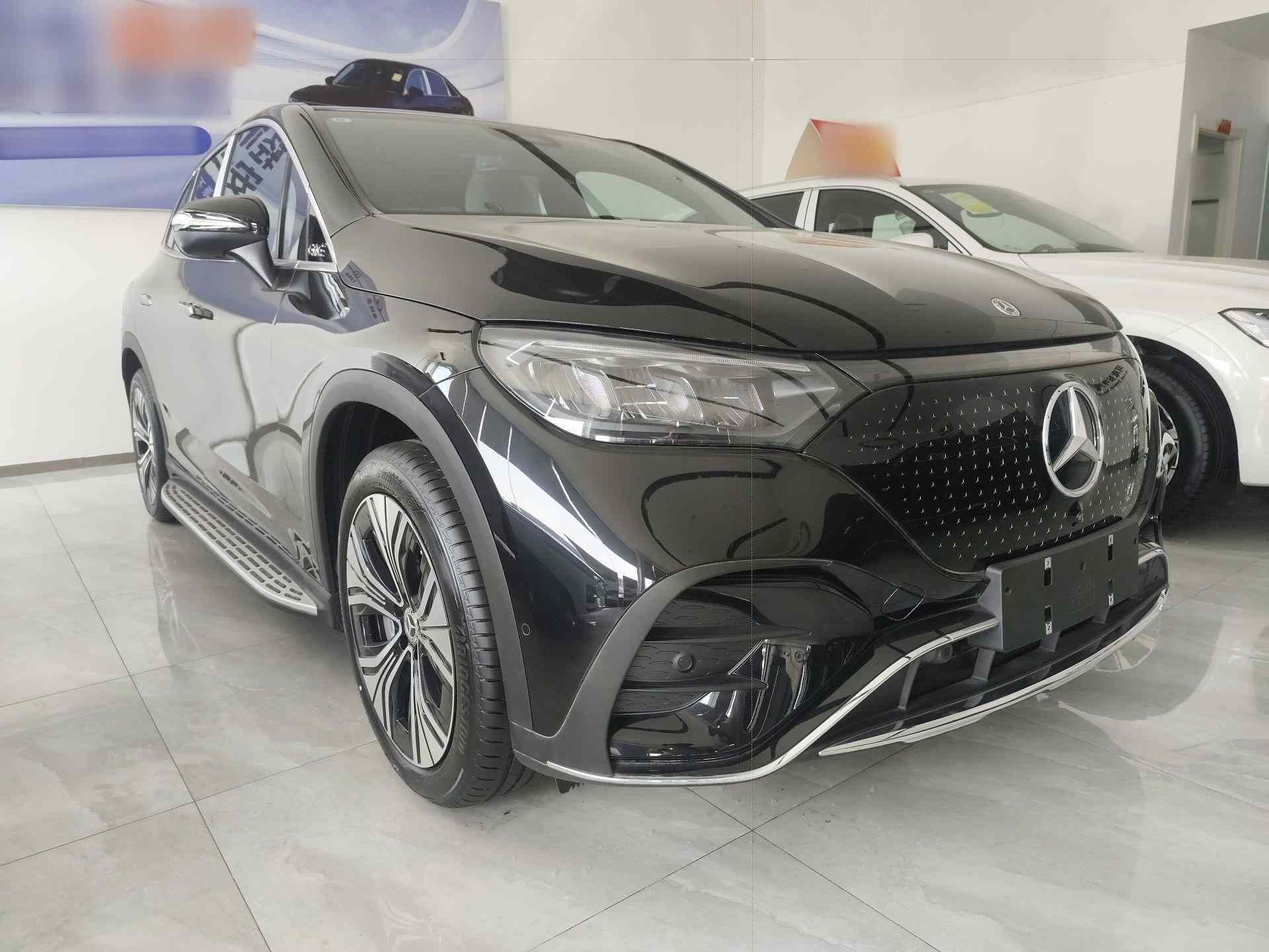 奔驰EQE SUV 2024款 500 4MATIC 先锋版(5)
