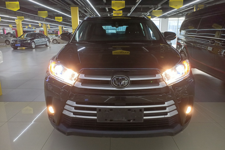 丰田 汉兰达 2018款 2.0T 四驱豪华版 7座 国VI车身外观2