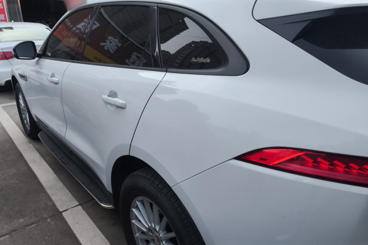 捷豹F-PACE 2018款 2.0T 两驱都市尊享版车身外观6003