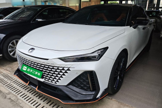 长安UNI-V 2023款 2.0T 领速版