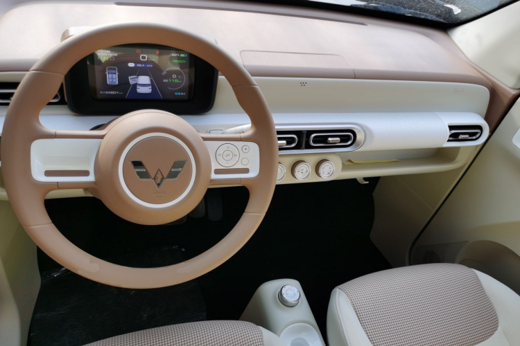 五菱汽车 宏光MINIEV 2024款 第三代 215km 青春版中控内饰12