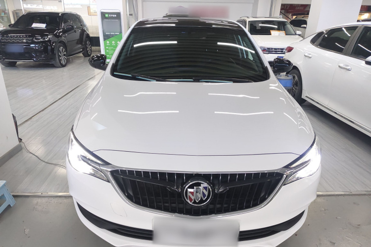 别克 英朗 2021款 改款 典范 1.5L 自动精英型车身外观2